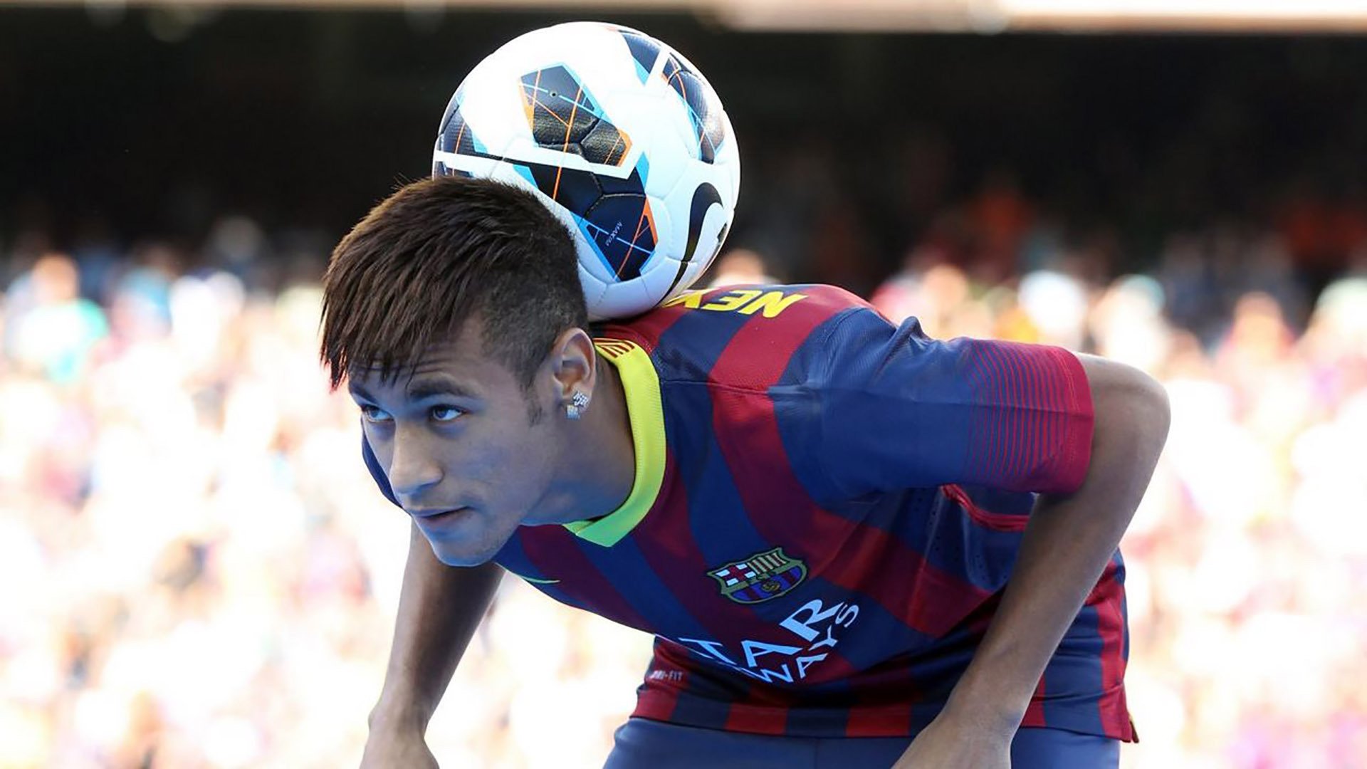 赛场外的故事：家庭、友谊与梦想的结合，赛场外作文800字